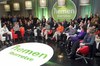 Foto: Leyeron el manifiesto de apoyo a Ibarretxe